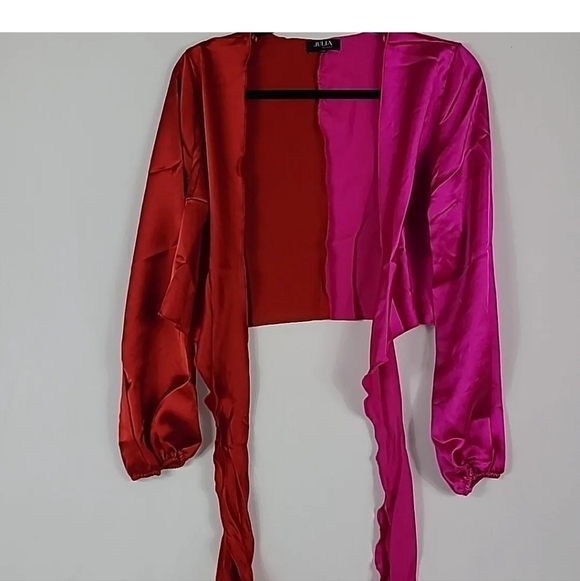NEW JULIA by Love J Satin Red Pink Tie Front Crop Top Blouse Sz S - Picture 2 of 10